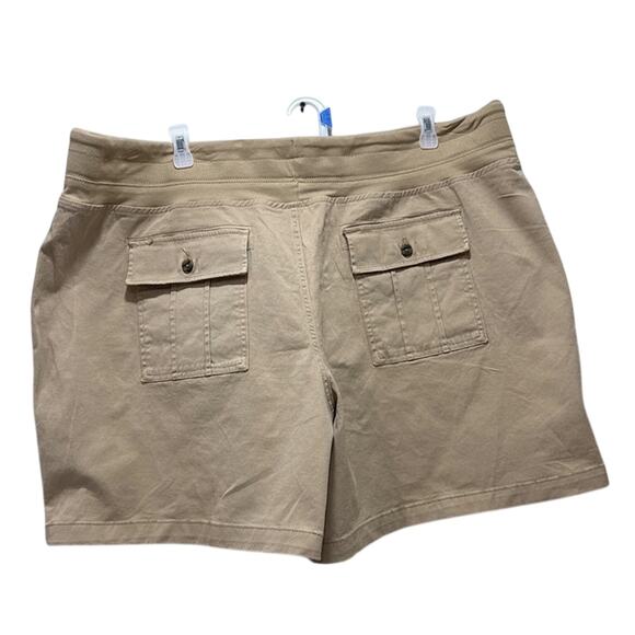 Terra & Sky Women’s Plus Size Utility Tan Shorts - Size: 4X - Picture 3 of 4
